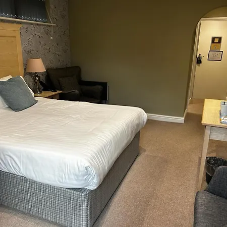 Netherwood & 3*
