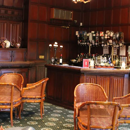 Netherwood & ホテル 3*