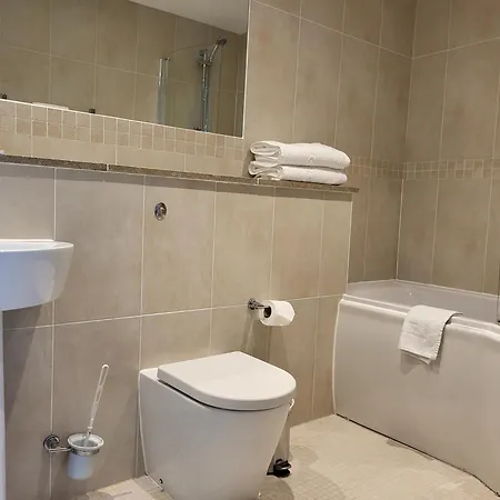 Netherwood & 3*